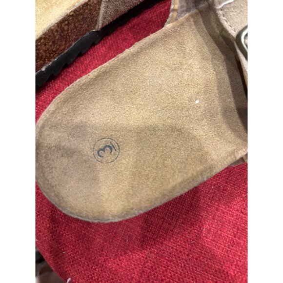 Tan Double Buckle Slide Sandals Faux Suede Upper Contoured Footbed Shoes Sz 3 - Picture 4 of 4